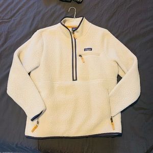 Vintage Patagonia LG sweater WORN ONCE
